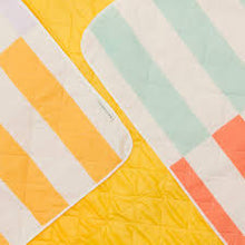 Load image into Gallery viewer, SUNNYLiFE BEACH AND PICNIC BLANKET - RIO SUN