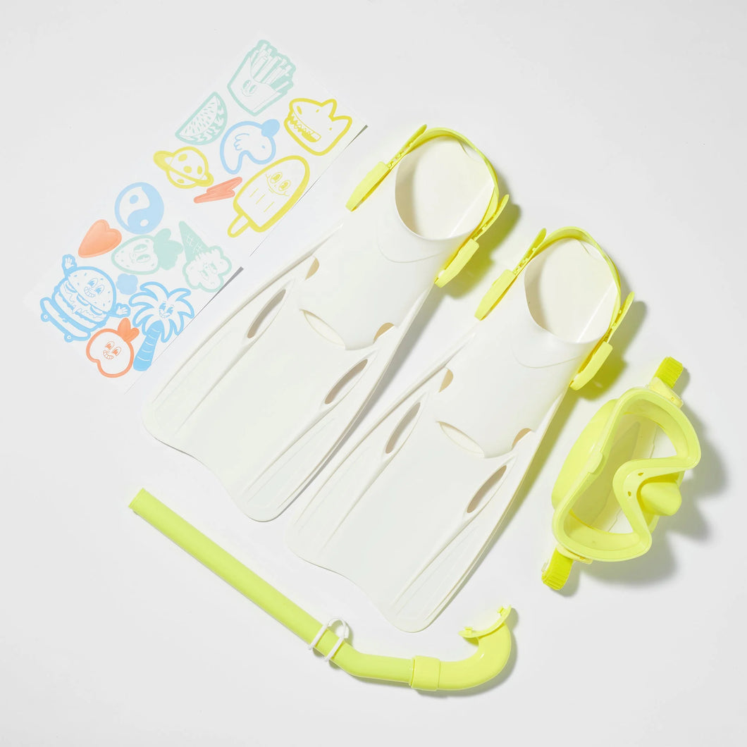 Kids Yellow Snorkel Set Medium